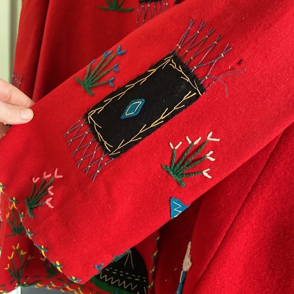 Women’s Red Hand Embroidered Mexico Jacket Sz M - Picture 4 of 5
